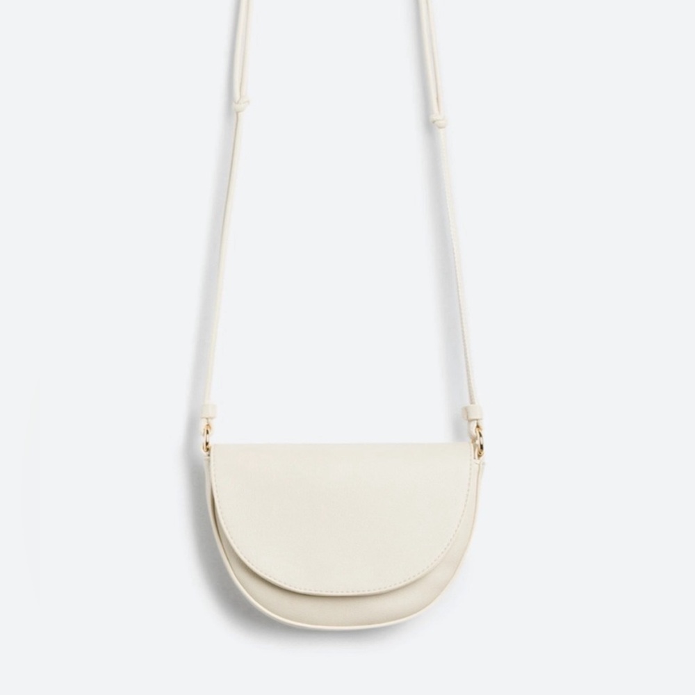 ⭐️5/$25⭐️ Ivory White Crossbody Purse
